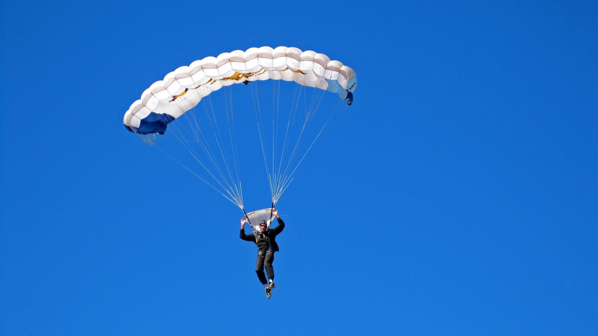 运动员运动表现提升计划实施,提升运动表现的训练方案